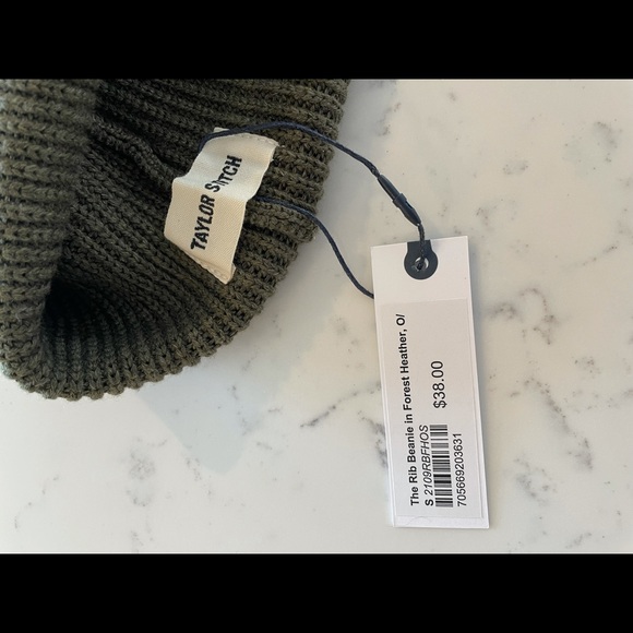 Rib beanie hat - Picture 3 of 3